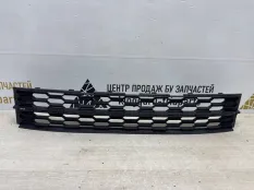 Решетка бампера Skoda Octavia 2017-2020 5E0853677K A7 5E3 РЕСТАЙЛИНГ, передняя