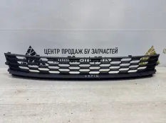 Решетка бампера Skoda Rapid 2017-2020 5JA853677C 1 NH3 РЕСТАЙЛИНГ