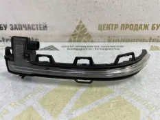 Повторитель поворота в зеркало BMW X6 2019-2022 63137441439 G06, левый