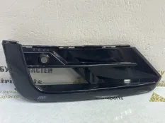 Решетка бампера Volkswagen Tiguan 2016-2020 5NA853665D 2 AD1 ДО РЕСТАЙЛИНГ, левая