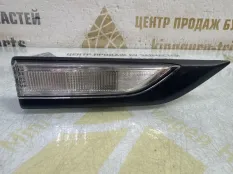 Повторитель поворота Volkswagen Caddy 2015-2020 2K5949102 4 SAB, правый