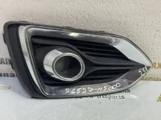 Решетка противотуманной фары Hyundai Solaris 2017-2020 86527H5000 2 HCR ДО РЕСТАЙЛИНГ