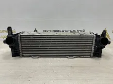 Радиатор интеркулера BMW X5 2019-2023 17518584127 G05