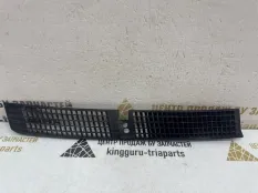 Воздуховод капота BMW 7 1998-2004 51138166658 E38