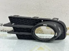Решетка противотуманной фары Volkswagen Tiguan 2007-2011 5N0853666H 1 5N1 ДО РЕСТАЙЛИНГ, передняя правая