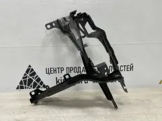 Кронштейн фары BMW X6 2019-2022 51647421710 G06, передний правый