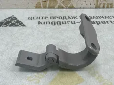 Петля крышки багажника Skoda Octavia 2017-2020 5E0827301A A7 5E3 РЕСТАЙЛИНГ, левая