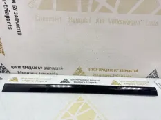Молдинг двери BMW 5 2020-2022 51137428709 G30 M-PACK РЕСТАЙЛИНГ, задний левый