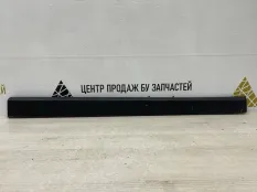 Молдинг двери BMW X1 2015-2019 51137352092 F48, передний правый