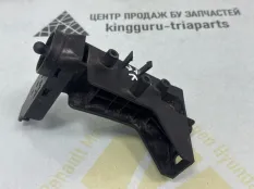 Кронштейн жалюзей воздуховода BMW 4 2020-2022 1148808 G22, правый