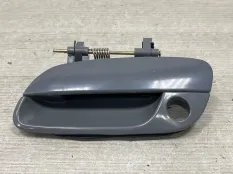 Ручка двери внешняя Hyundai Elantra 2000-2006 826502D500 3 XD, передняя левая