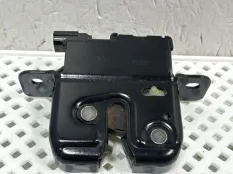 Замок двери багажника Renault Duster 2020-2022 905039326R 2 HJD