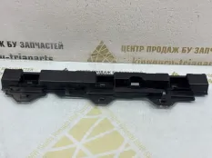 Кронштейн порога BMW 1 2011-2015 51777240915 F20 M-PACK ДО РЕСТАЙЛИНГ, левый