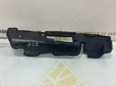 Дефлектор радиатора Changan UNI-V 2022-2024 8112140DE01 1, правый