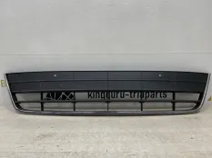 Решетка бампера Volkswagen Tiguan 2011-2017 5N0853677E 1 5N1 РЕСТАЙЛИНГ, передняя