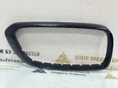 Молдинг решетки радиатора BMW 6 2017-2020 51137412422 G32, правый