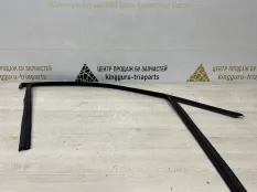 Уплотнитель стекла двери BMW X7 2023 - НВ 51337428671 G07 РЕСТ, передний левый