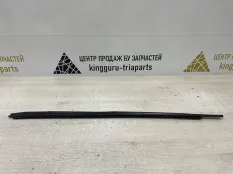 Уплотнитель стекла двери Suzuki Vitara 2019 8392554P100 2 LY РЕСТАЙЛИНГ M16A 2315632, передний правый