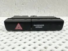Кнопка аварийной сигнализации Suzuki Vitara 2019 3743054P105PK 2 LY РЕСТАЙЛИНГ M16A 2315632