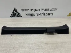 Обивка порога Suzuki Vitara 2019 7615161M0 2 LY РЕСТАЙЛИНГ M16A 2315632, передняя правая