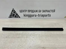 Бархотка двери Suzuki Vitara 2019 8387154P00 2 LY РЕСТАЙЛИНГ M16A 2315632, задняя правая