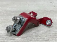 Петля двери нижняя Suzuki Vitara 2019 6941068LA0 2 LY РЕСТАЙЛИНГ M16A 2315632, задняя правая