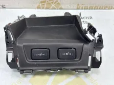 Накладка консоли боковая Suzuki Vitara 2019 7382354P105PK 2 LY РЕСТАЙЛИНГ M16A 2315632