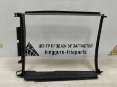 Дефлектор радиатора Renault Logan 2014-2018 215596207R 2 L8 ДО РЕСТАЙЛИНГ