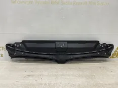 Накладка замка капота BMW 3 2018-2022 51767461970 G20