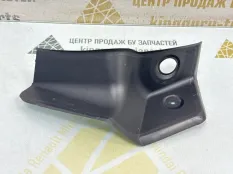 Накладка фонаря BMW X1 2015-2019 63217478290 F48, правая