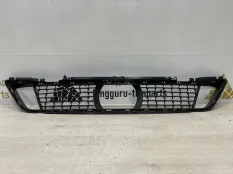 Решетка бампера BMW 5 2017-2020 51118098664 G30 M-PACK ДО РЕСТАЙЛИНГ, передняя