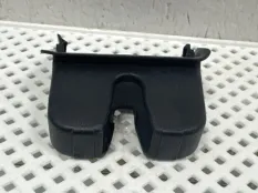 Накладка замка багажника Volkswagen Tiguan 2016-2020 5NA827520 2 AD1 ДО РЕСТАЙЛИНГ