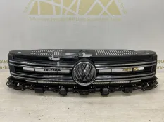 Решетка радиатора Volkswagen Tiguan 2011-2017 5N0853653E 1 5N1 РЕСТАЙЛИНГ