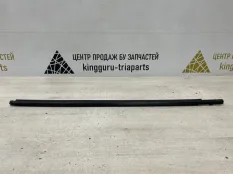 Бархотка двери Suzuki Vitara 2019 8392654P10 2 LY РЕСТАЙЛИНГ M16A 2315632, передняя левая