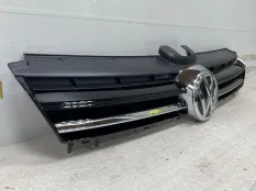 Решетка радиатора Volkswagen Golf 2012-2017 5G0853651DZLL 7 5G1 ДО РЕСТАЙЛИНГ