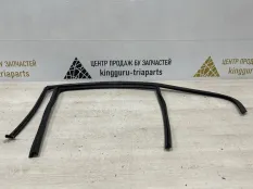 Уплотнитель стекла двери BMW 3 2011-2016 51357258327 F30 ДО РЕСТАЙЛИНГ, задний левый