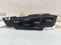 Накладка противотуманной фары BMW 3 2018-2022 51118069369 G20 M-PACK, передняя левая