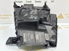 Корпус воздушного фильтра BMW X1 2018 13717639749 F48 ДО РЕСТАЙЛИНГ 2.0 B46A20B