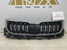 Решетка радиатора Skoda Kodiaq 2016-2022 565853653A 1 NS7 ДО РЕСТАЙЛИНГ