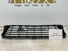 Решетка бампера Renault Logan 2018-2022 622547474R 2 L8 РЕСТАЙЛИНГ, передняя