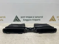 Воздухозаборник Volkswagen Touareg 2018-2022 4M0129510D 3 CR7