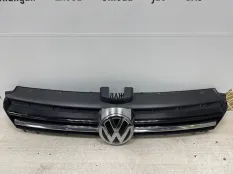 Решетка радиатора Volkswagen Golf 2012-2017 5G0853653 7 5G1 ДО РЕСТАЙЛИНГ