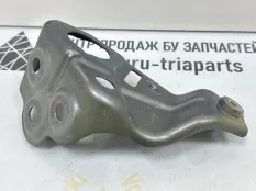 Кронштейн крыла BMW X5 2019-2023 41007492366 G05, передний правый