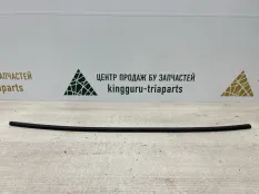 Уплотнитель двери BMW X1 2015-2019 7439318 F48, передний правый