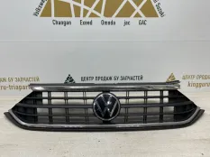 Решетка радиатора Volkswagen Polo 2020-2022 6N5853653 6 CK4