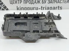 Площадка АКБ Volkswagen Passat CC 2008-2012 1K0915333 1 358 ДО РЕСТАЙЛИНГ