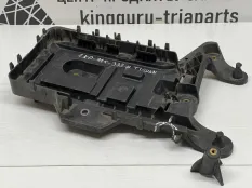 Площадка АКБ Volkswagen Tiguan 2007-2011 1K0915333 1 5N1 ДО РЕСТАЙЛИНГ