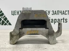 Опора двс Opel Astra 2013 13347456 J P10 5D РЕСТАЙЛИНГ A14XER, правая