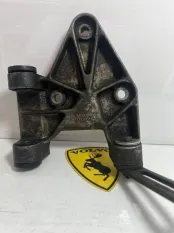 Кронштейн насоса ГУР Volvo 740 УНИВЕРСАЛ B230F