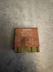 Реле центрального замка Volvo 850 960 S90 V90